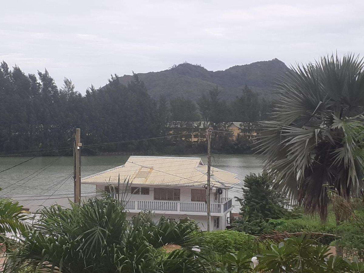 La Residence D'Almee Guesthouse Baie Sainte Anne Bagian luar foto