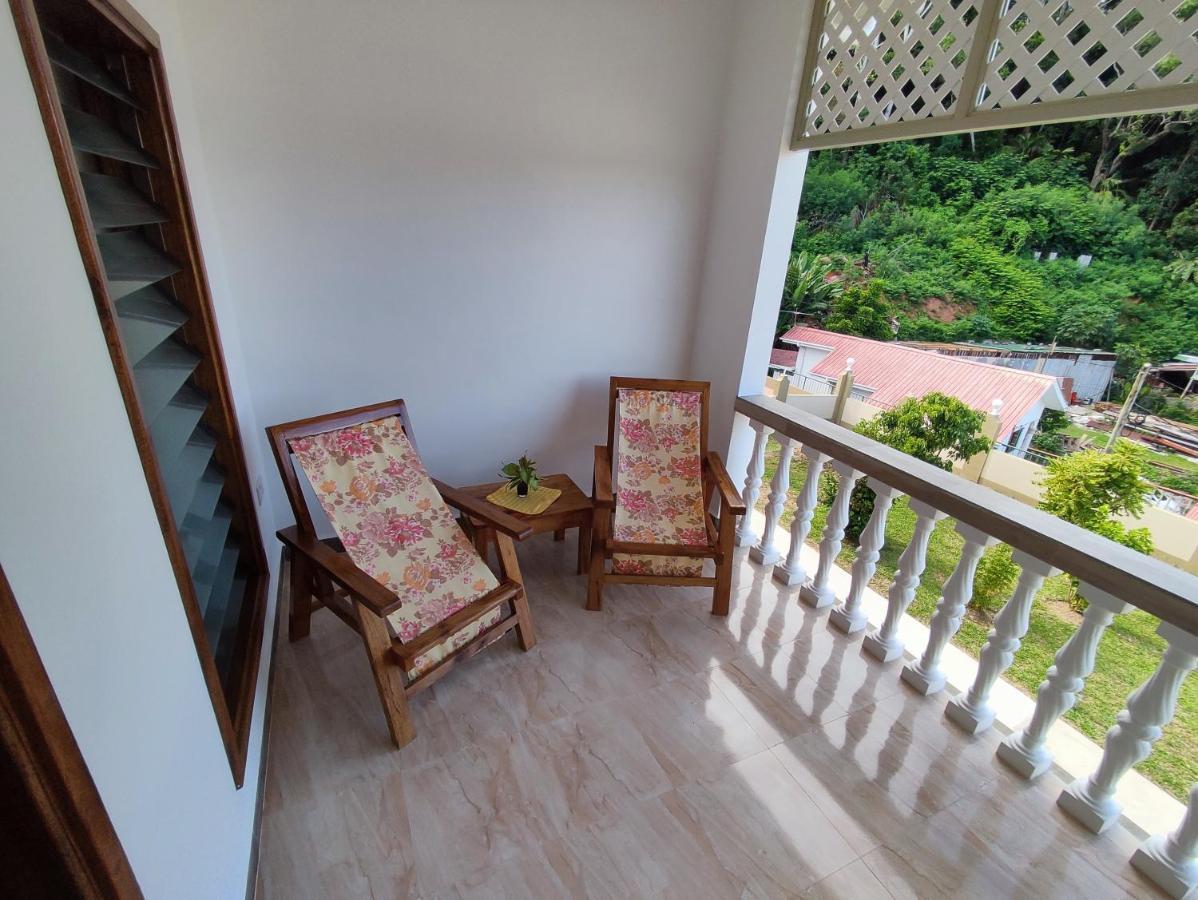 La Residence D'Almee Guesthouse Baie Sainte Anne Bagian luar foto
