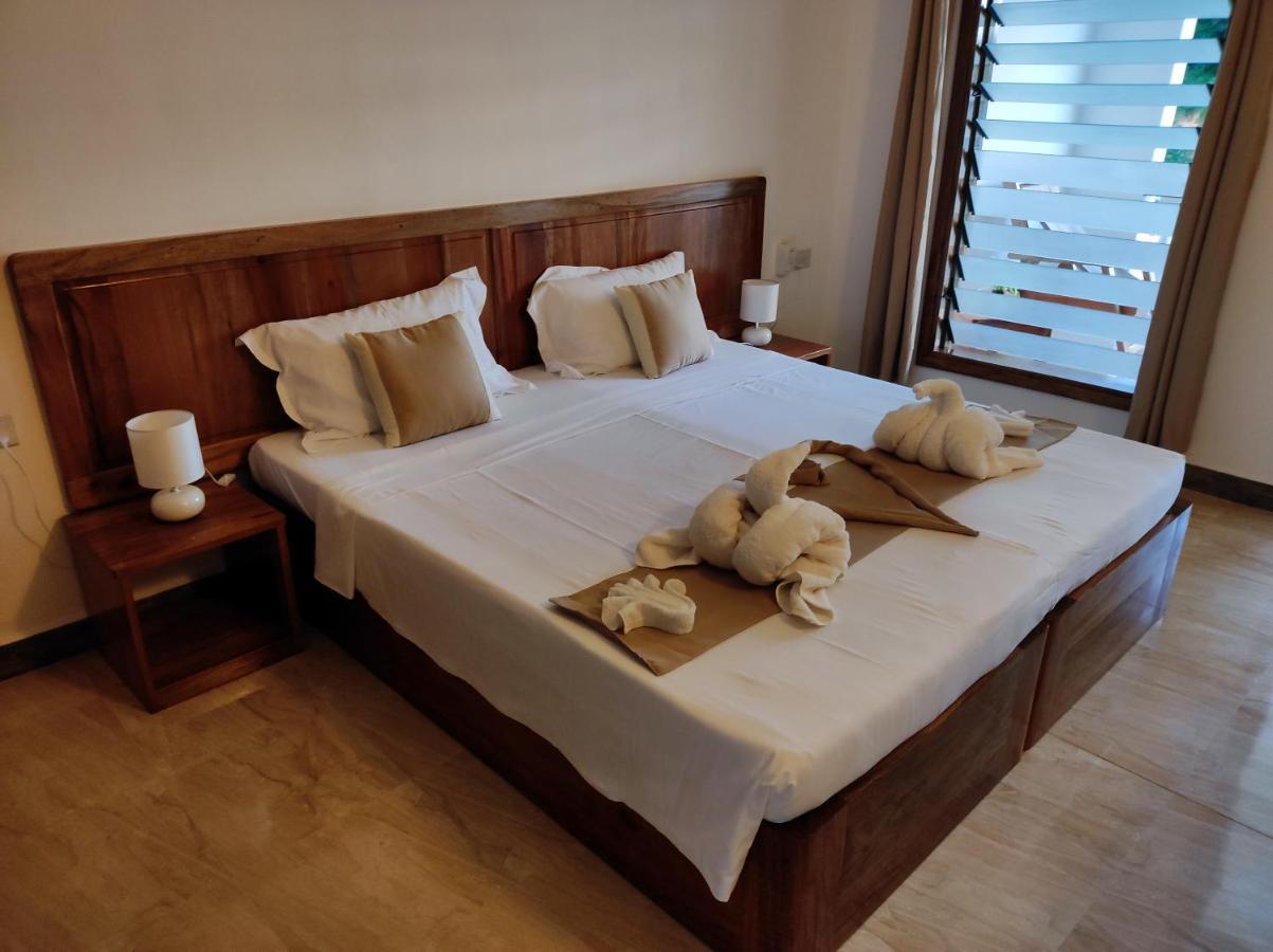 La Residence D'Almee Guesthouse Baie Sainte Anne Bagian luar foto