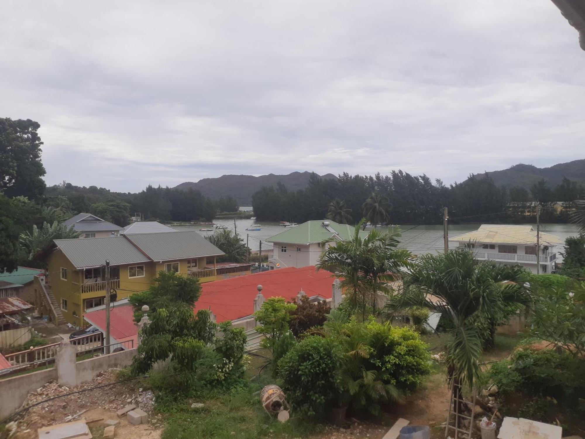 La Residence D'Almee Guesthouse Baie Sainte Anne Bagian luar foto